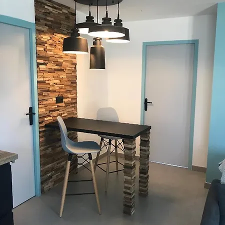 Jolie Maisonnette Studio Saint-Herblain Extérieur photo